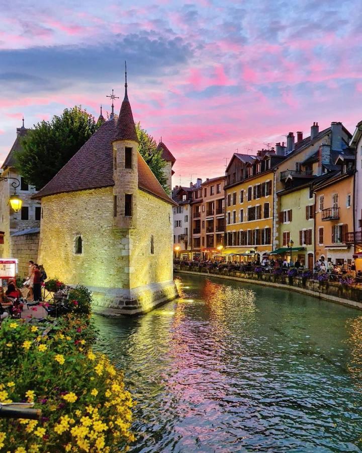 Woody 100M Du Lac Balcon Annecy Buitenkant foto