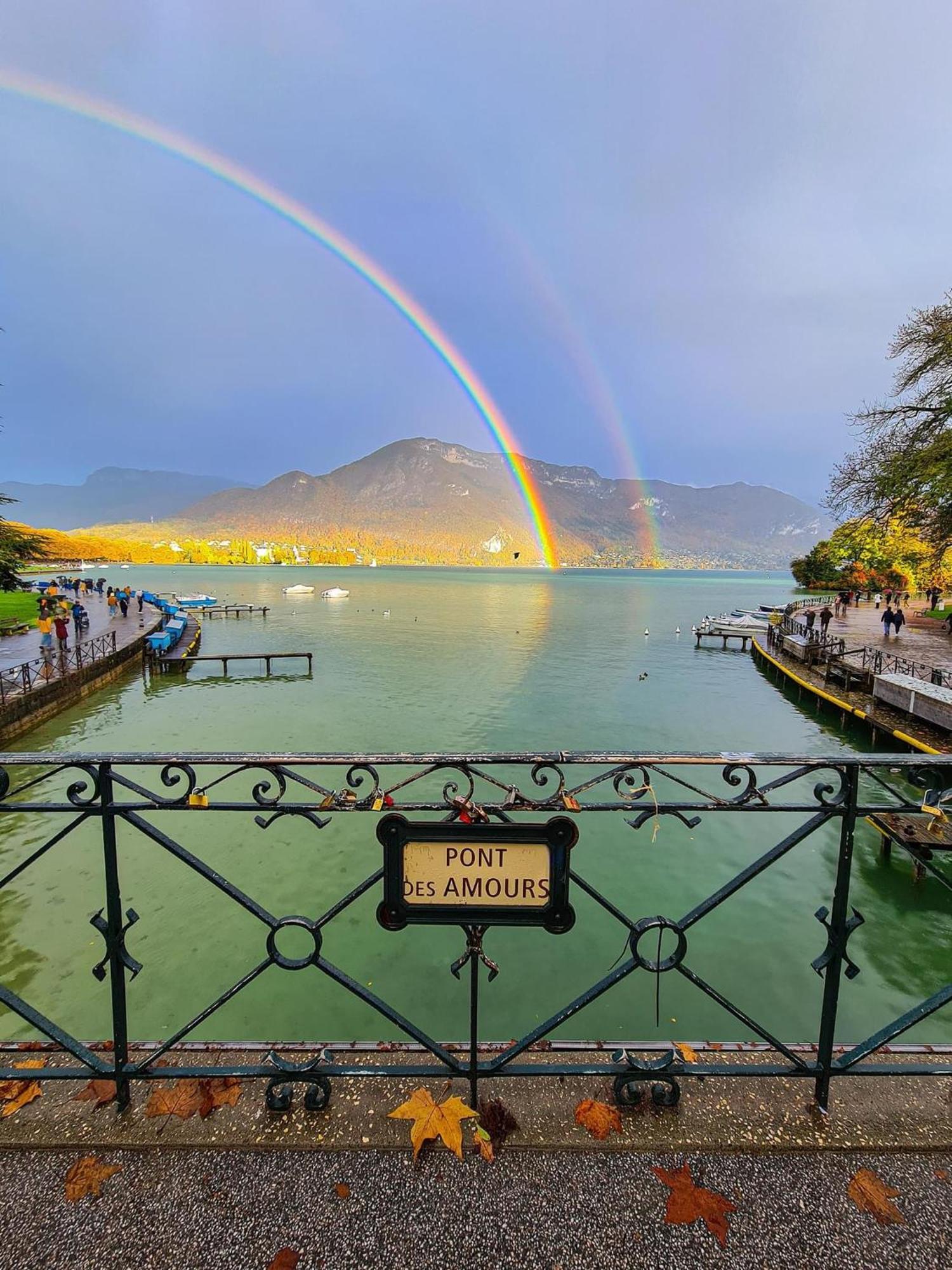 Woody 100M Du Lac Balcon Annecy Buitenkant foto